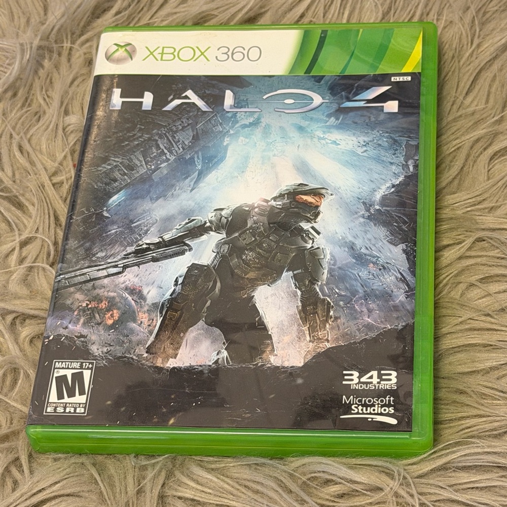 Halo 4 for Xbox 360 - Green Case